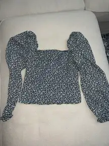 Puff Sleeve Long Sleeve Top