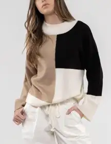 Cream black tan turtleneck mock neck color block sweater - M