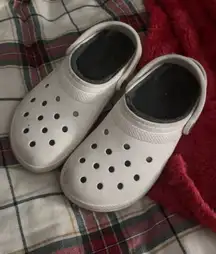 Crocs Women’s White fluffy