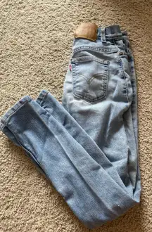 Levi’s Jeans