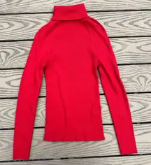 Banana Republic small cherry red turtleneck ribbed long sleeve ribbed