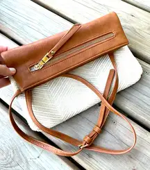 Flap over crossbody bag 🌻🌻