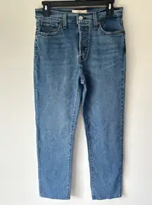 Levi’s Wedgie Straight Jeans Medium Wash Denim High Waist Raw Hem