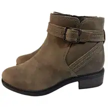 Clarks Maye Strap Leather Ankle Boots Dark Taupe 8W