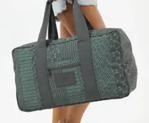 NEW ALOHA Collection X Sig Zane
Keep It Light Weekender limited edition travel