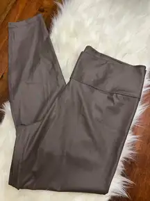 Nike Dri-FIT Taupe Brown Leggings Size L 25” Inseam Inner Pocket