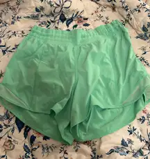 Lululemon Hotty Hot Shorts 4”