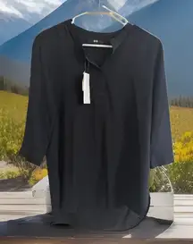 NWT Uniqlo Top Shirt Women Black Boxy Flowy Career‎ Hi Lo Hem Tunic S OLDSTOCK