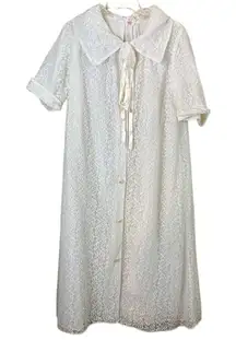 Vintage1950's Albert & Albert White Lace Peignoir Duster Robe Size Large