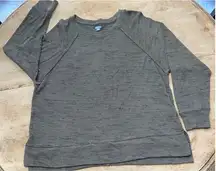 Aerie Women’s XS Merled Army Green Hi/Low Oversized Lightweight Pullover‎