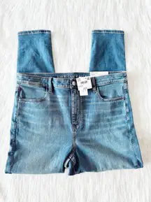 NWT  Super High Rise Denim Jeggings