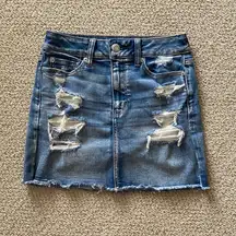 American Eagle Distressed Ultra Stretchy Jean Skirt Denim Worn Once Size 4 EUC