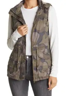 Camo YMI Womens Camouflage Hooded Utility Vest Pockets Junior Size L Military
