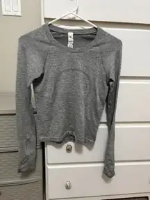 Grey long sleeve, Lululemon swiftly tech