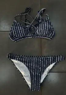 Cupshe Blue and Navy Bikini Set