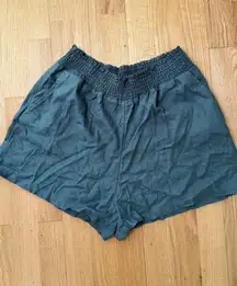 Universal Thread Women's Army Green Linen Blend Pull On Shorts Size M