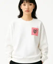 Women’s White Sweatshirt with Heart Sticker Print Graphic, XS, Long Sleeve New‎