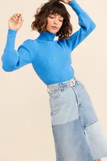 Moon River Women’s Blue Ribbed Fitted Turtleneck Sweater Size Small Prep Minimal