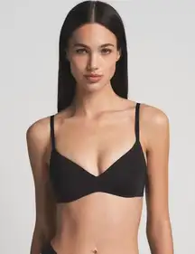 SKIMS Wireless Push-Up Bra 32B