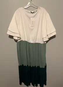 BloomChic Elegant White, Green, and Navy Dress