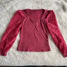 Red Ribbed Long Sleeve Fitted Blouse with Floral Sleeves / size medium (US 6)