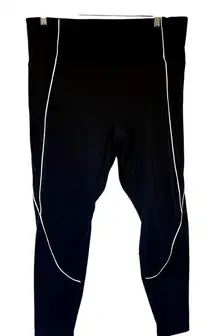 Fabletics motion 365+ women's XL black leggings white stripe detail athletic