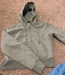 Cropped Hoodie