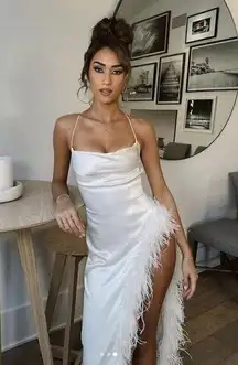 NICHOLE LYNEL Feather Trim Satin Body-Con Dress in White Size Small