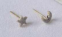 NEW Dainty Moon &‎ Star Stud Earrings | 18k Gold