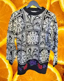 Vintage Carriage‎ Court Black and White WIth Colorful Bottom Sweater