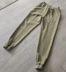 Lululemon Joggers Olive Green Softstream Sweatpants Athleisure Yoga Relaxed