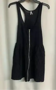 black sleeveless dress front zip lace attached skirt size med