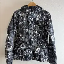 Burton Black and White Women's Ski Jacket