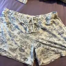Lucky Brand Gray Blue Floral Print Lounge Shorts Size Medium