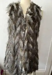 hot and delicious Black And White faux fur racoon porcupine fuzzy jacket vest M