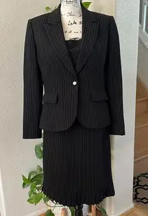 Arthur S Levine 3 Pcs Black & Gray Pinstriped Skirt Suit