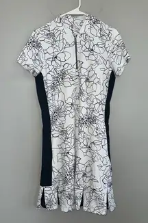 Tail Woman’s Golf Dress Size S Black White Floral Pleated Skirt 1/4 Zip