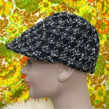 Y2K Laundry by Design Cabbie Hat Black/ White Tweed