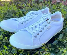 Taos Women's Sz 8 White Causal Lace Up Canvas Sneakers Shoes