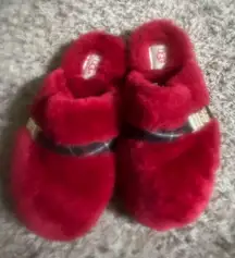 Uggs red size 6.5