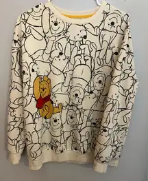 Disney Winnie‎ the Pooh Women's Cream Sweatshirt Size S