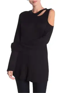 Womens Go Couture Asymmetrical Slash Black Long Sleeve Cold Shoulder Top - Sz M