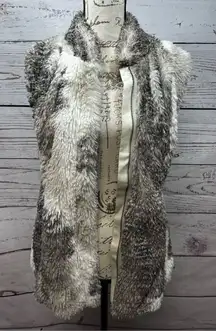 Cabi Faux Fur Vest Sleeveless Gray Cream‎ Full Zip XS Extra Soft Cozy