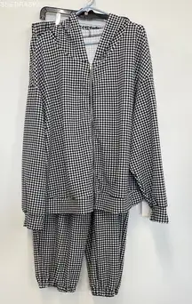 Curvzy Black/White 2 Pcs Set Long Sleeve‎ Top and Pants - Size 3XL