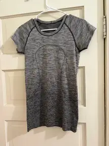 Lululemon Swiftly Tech Short Sleeve