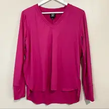 Bobeau Women’s Long Sleeve V Neck Flowy Tee Fuchsia Size Medium NWT