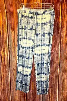 Lucky Brand Women’s Large Blue and White Tie Dye Pajamas Pants with tie.