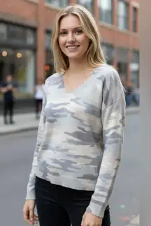 NWOT Charter Club Camo Print V-Neck Sweater 100% Cashmere Luxury  Medium