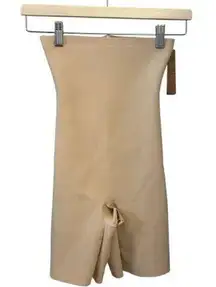 Skims BODY High Waisted Mid Thigh Short in Sand Size Medium NWT $72 BBL Faja