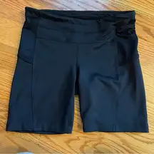 Athleta navy blue with black accent shorts size small